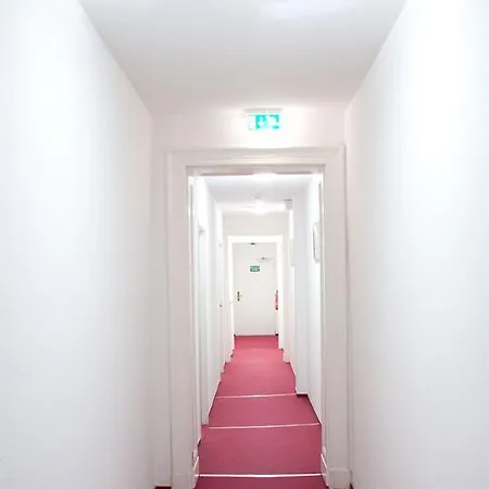 Ai Königshof 3*