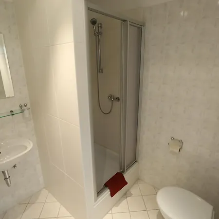 Ai Koenigshof Hotell 3*