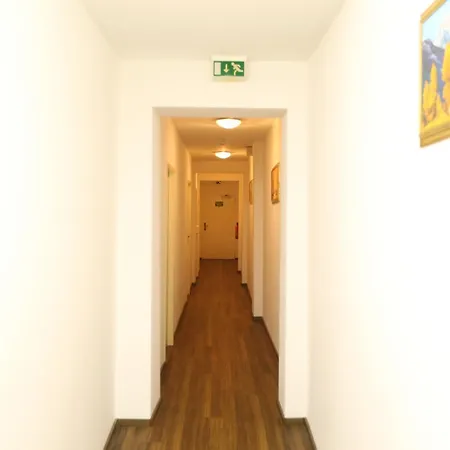 Ai Königshof