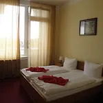 Ai Koenigshof Berlin