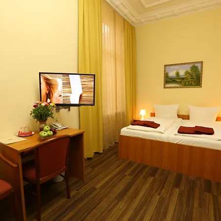 Ai Koenigshof 3* Berlin