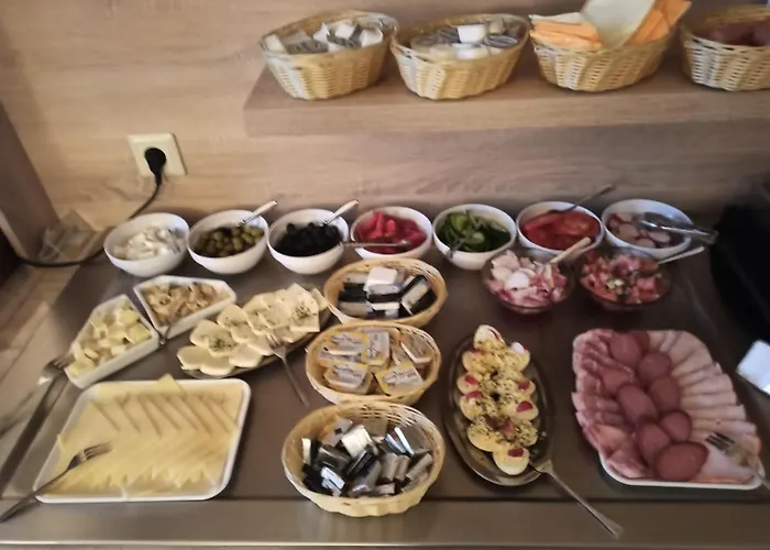 Ai Koenigshof Berlin