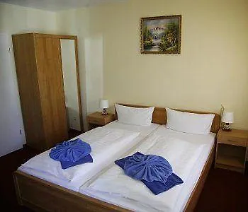 Ai Koenigshof 3*